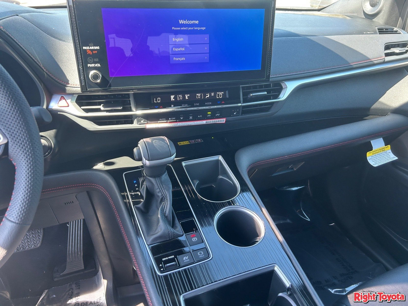 New 2026 Toyota Sienna XSE AWD/4WD image 20