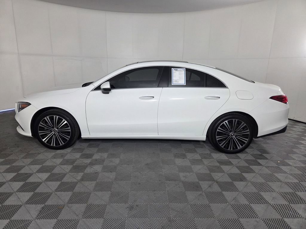Used 2023 Mercedes-Benz CLA 250 4MATIC w/ Premium Package image 9