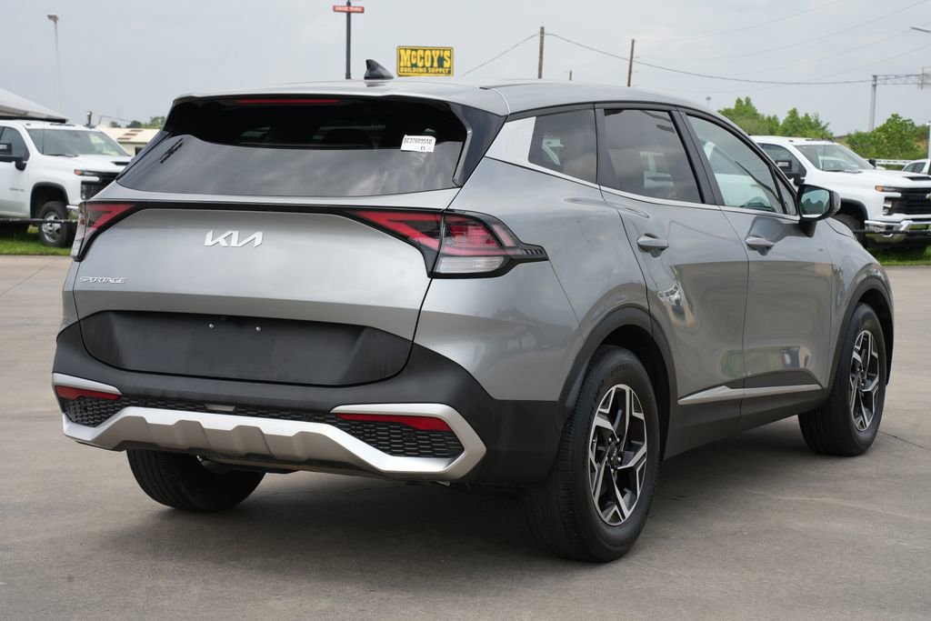 Used 2023 Kia Sportage LX FWD image 3