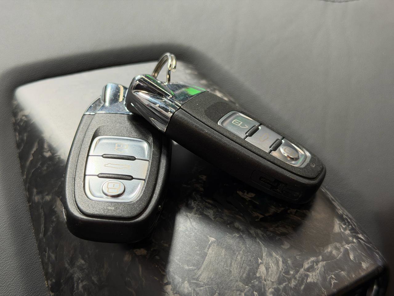 Used 2022 Lamborghini Huracan EVO image 29