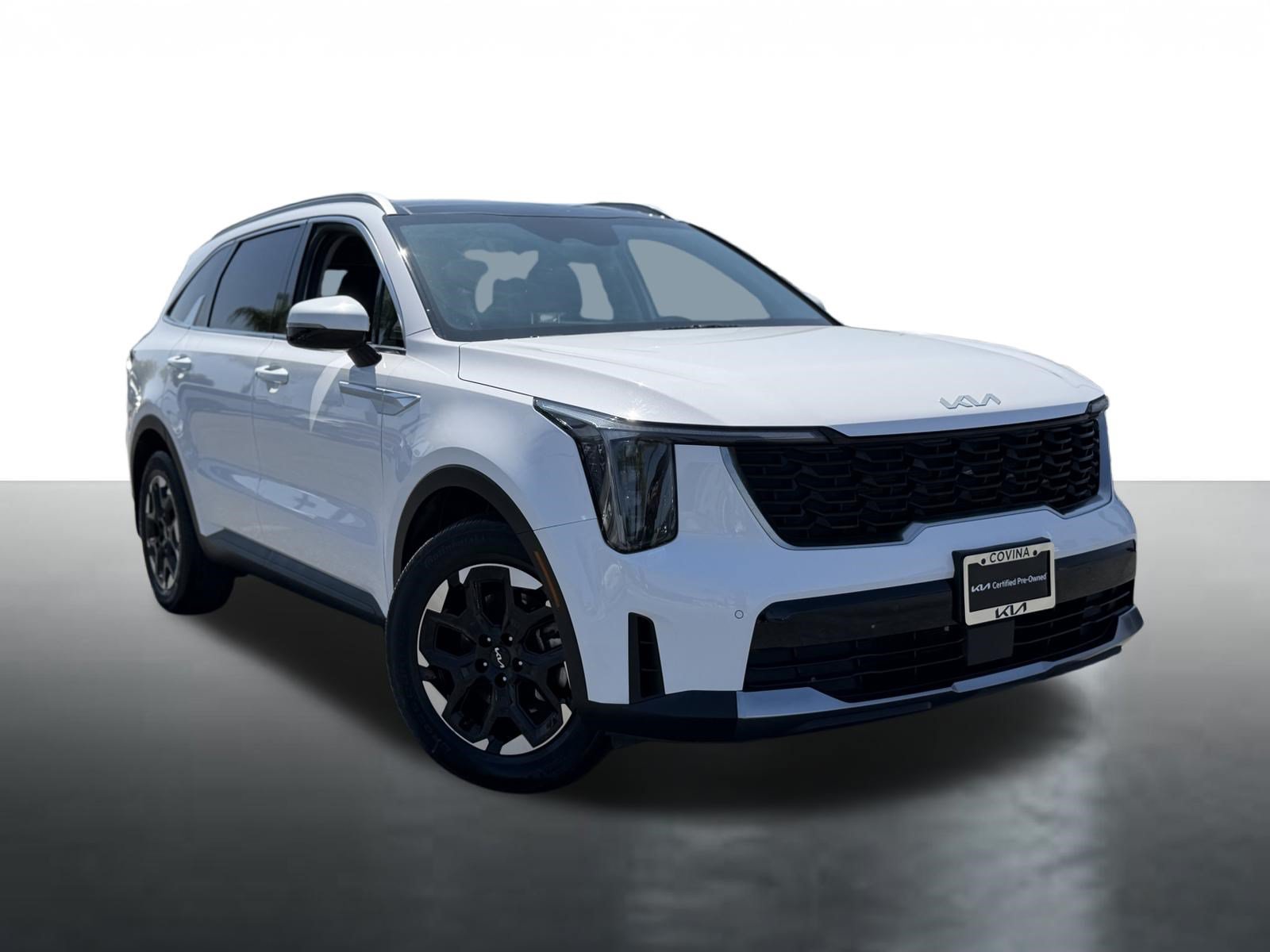 Certified 2025 Kia Sorento S w/ Panoramic Sunroof Package