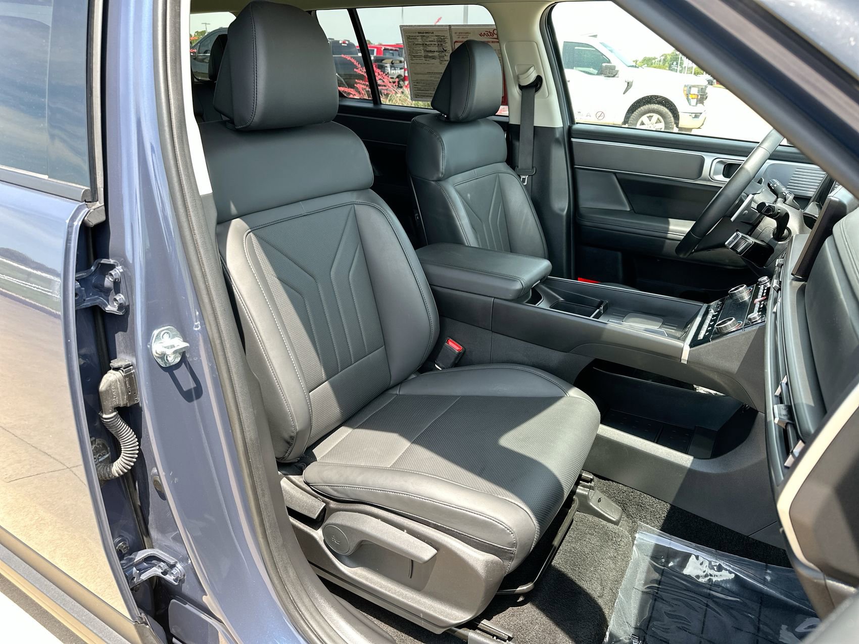 Used 2026 Hyundai Santa Fe SEL AWD/4WD image 25