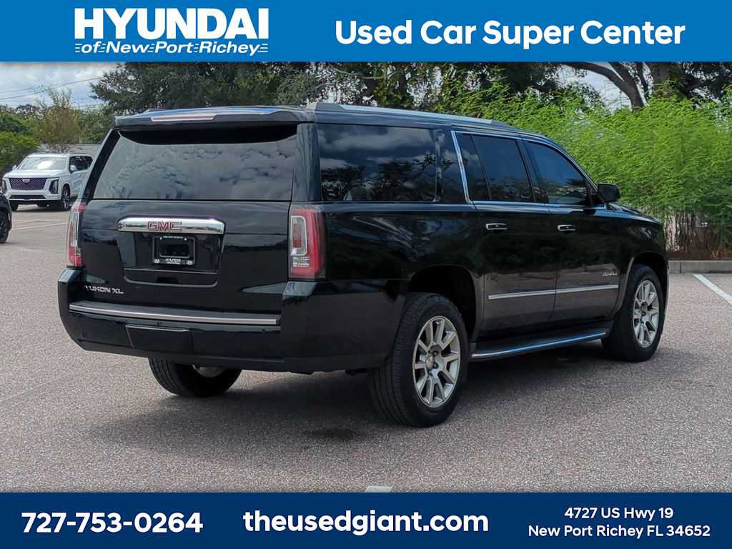 Used 2019 GMC Yukon XL Denali AWD/4WD image 5