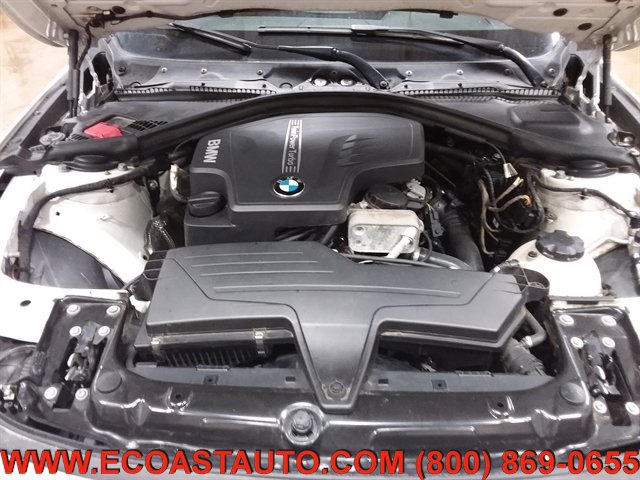 Used 2014 BMW 320i xDrive Sedan AWD/4WD image 9