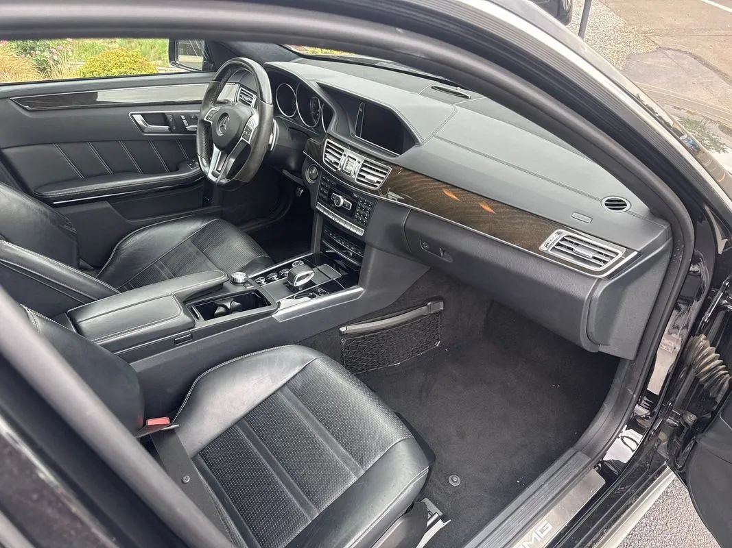 Used 2015 Mercedes-Benz E 63 AMG S-Model image 32
