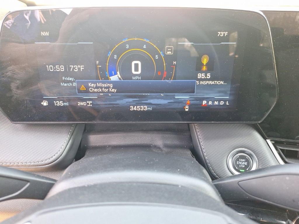 Used 2025 Chevrolet Equinox LT w/ Convenience Package II image 23