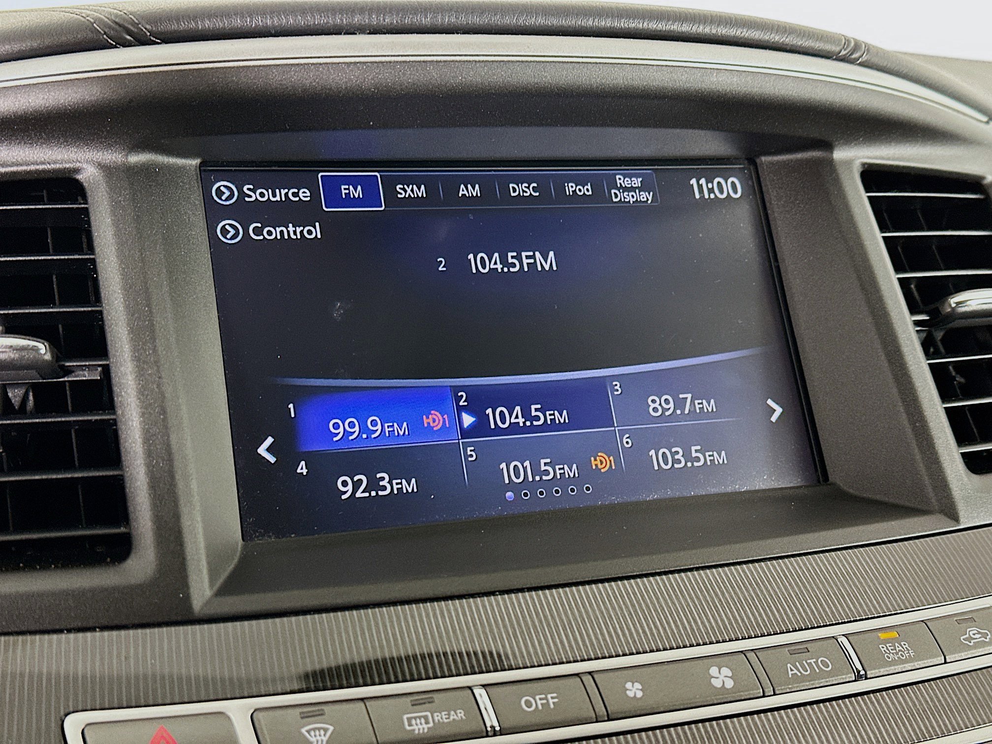 Used 2017 INFINITI QX60 Luxe w/ Premium Plus Package image 21