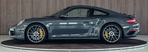 Used 2017 Porsche 911 Turbo S image 1