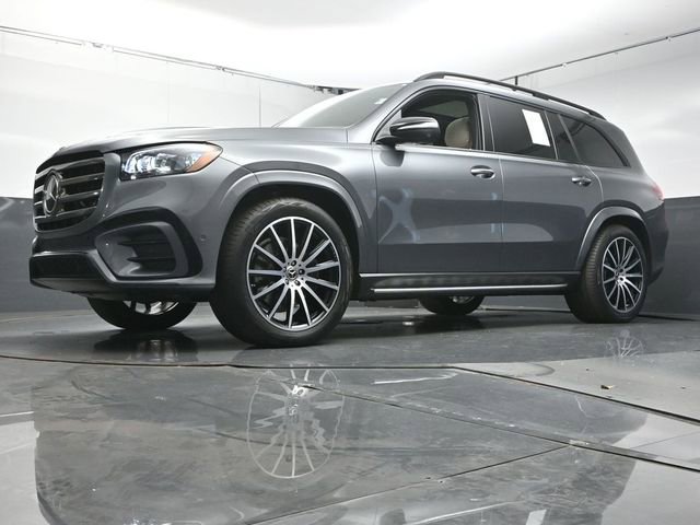 Used 2025 Mercedes-Benz GLS 450 4MATIC image 36