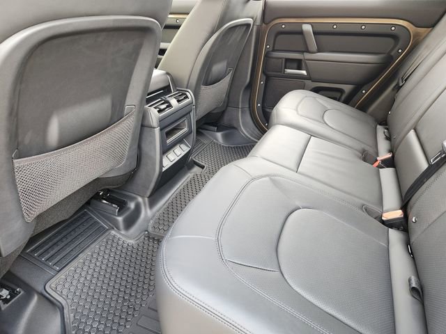 Used 2026 Land Rover Defender 110 S image 20