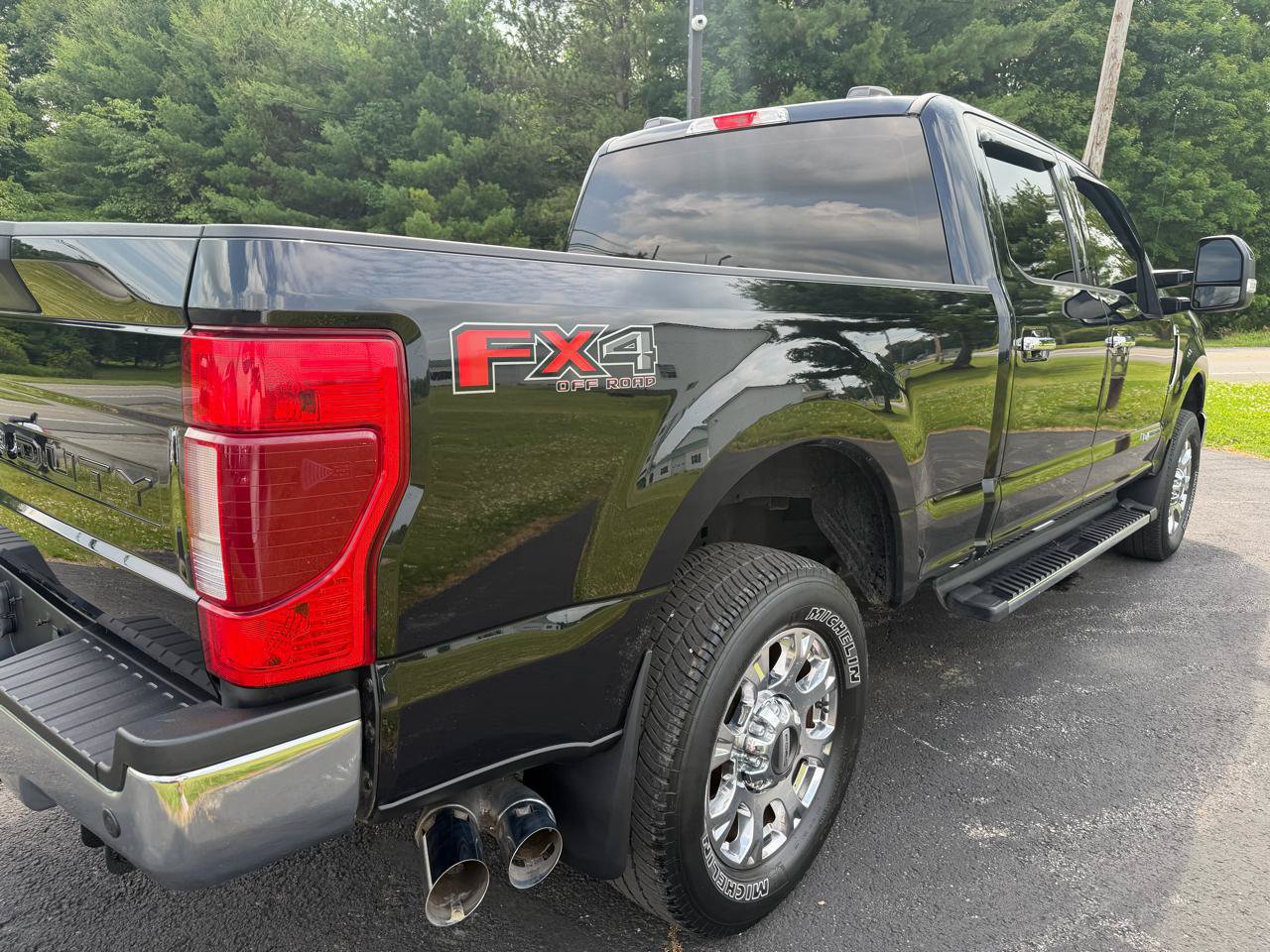 Used 2020 Ford F250 XLT w/ XLT Premium Package AWD/4WD image 19