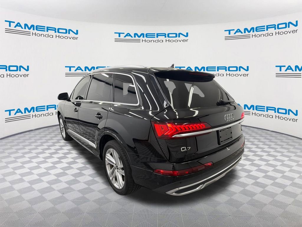 Used 2021 Audi Q7 2.0T Premium w/ Convenience Package image 3