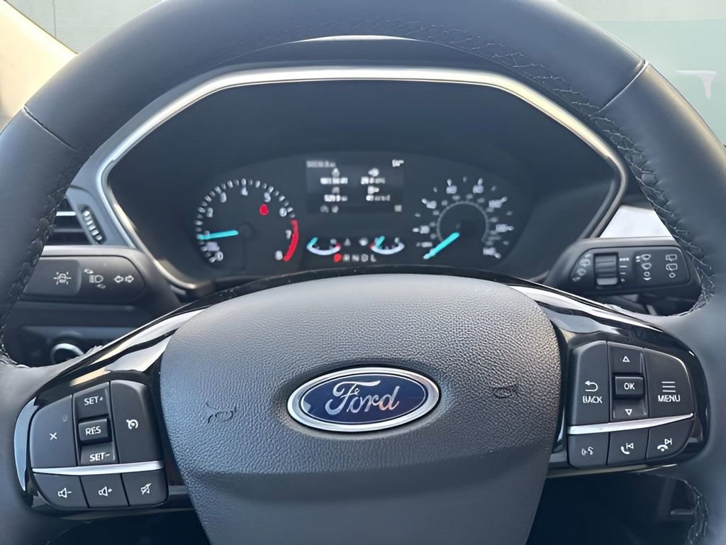 Used 2022 Ford Escape SEL image 11