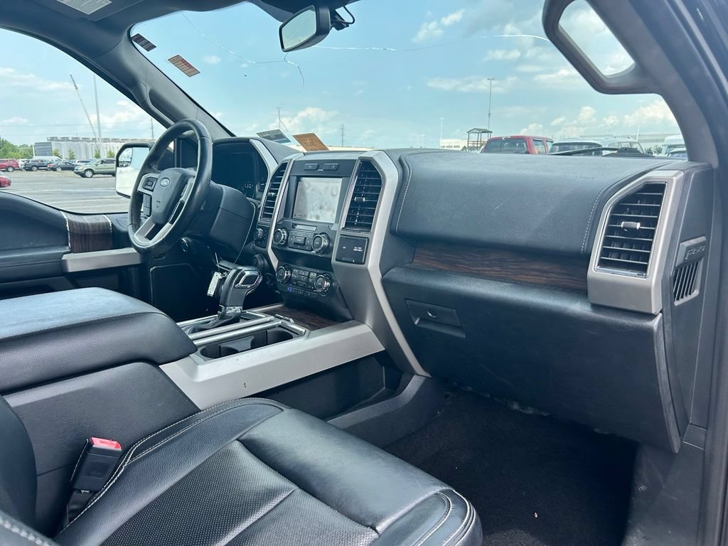 Used 2019 Ford F150 Lariat w/ Trailer Tow Package AWD/4WD image 10
