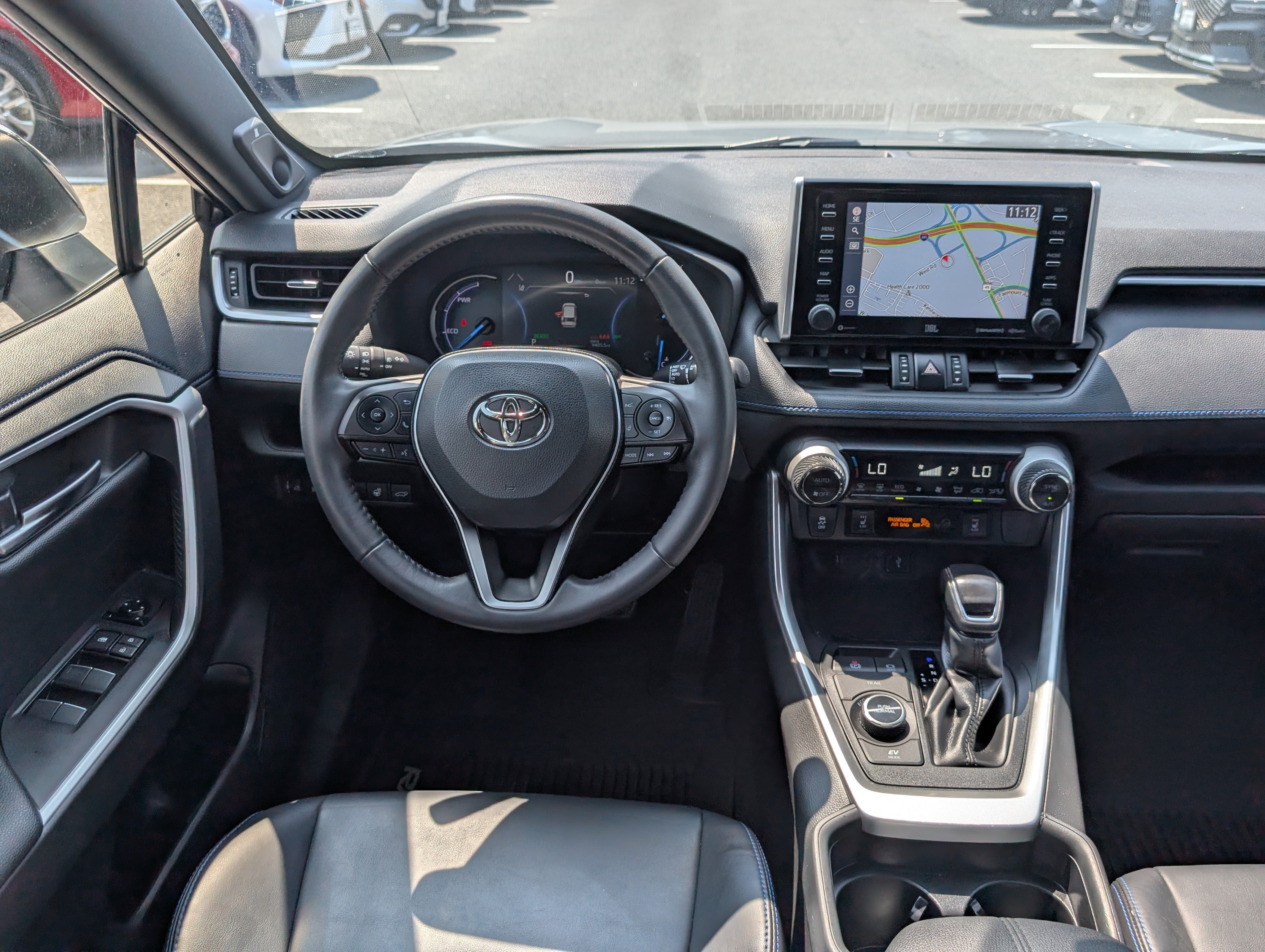 Used 2020 Toyota RAV4 XSE w/ XSE Grade Weather Package AWD/4WD image 16