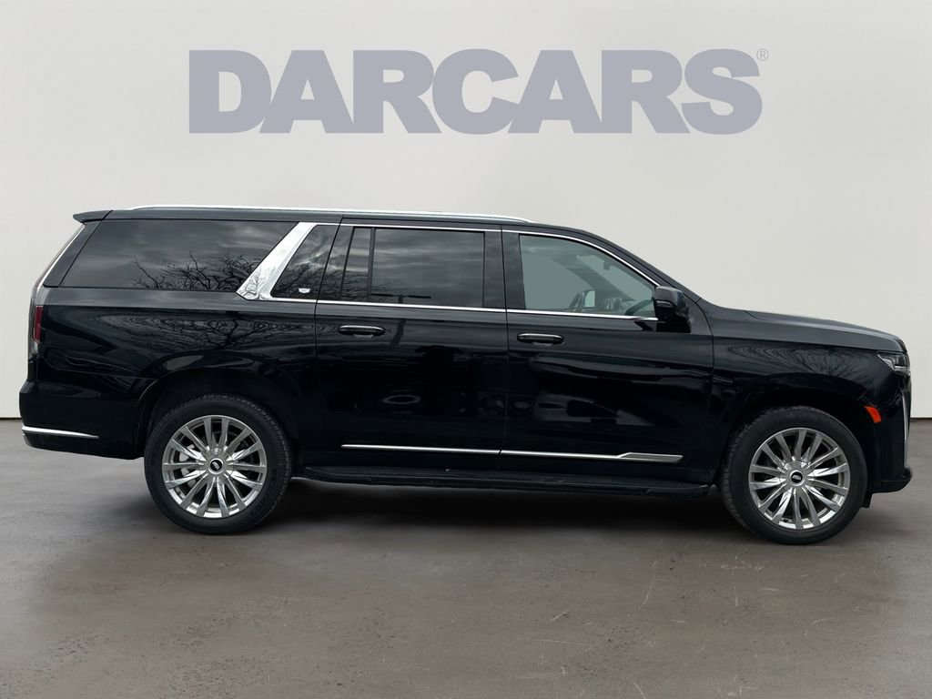 Used 2023 Cadillac Escalade ESV Premium Luxury image 8