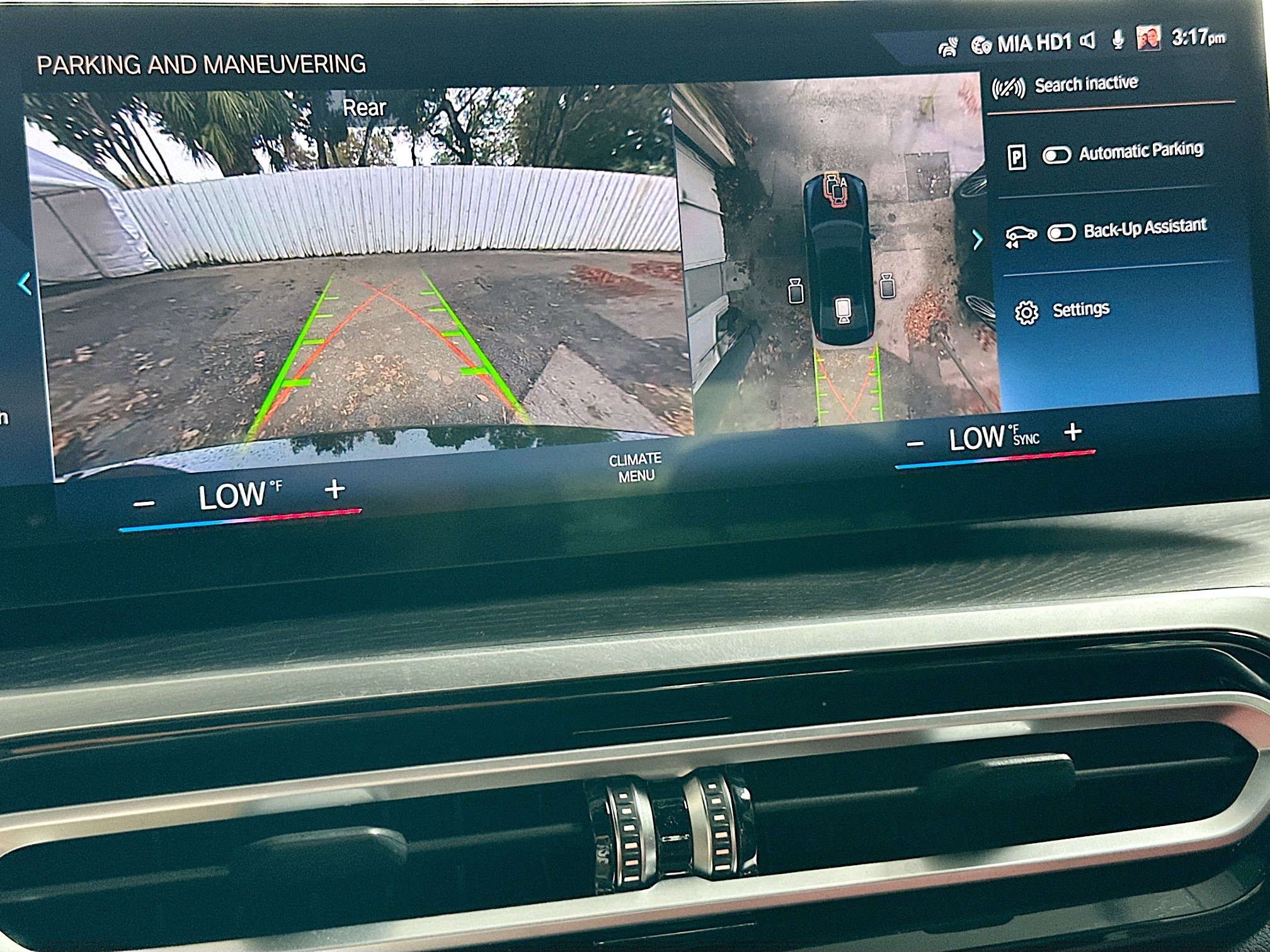 Used 2023 BMW 330e 330e w/ Premium Package image 14