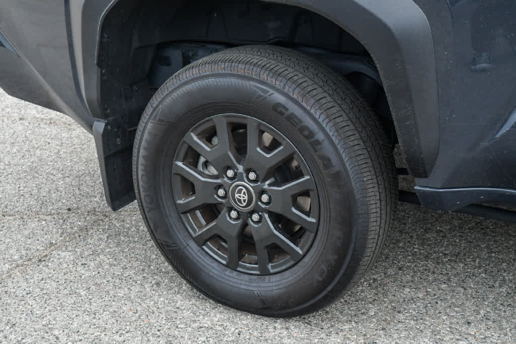 Used 2025 Toyota 4Runner SR5 RWD image 10