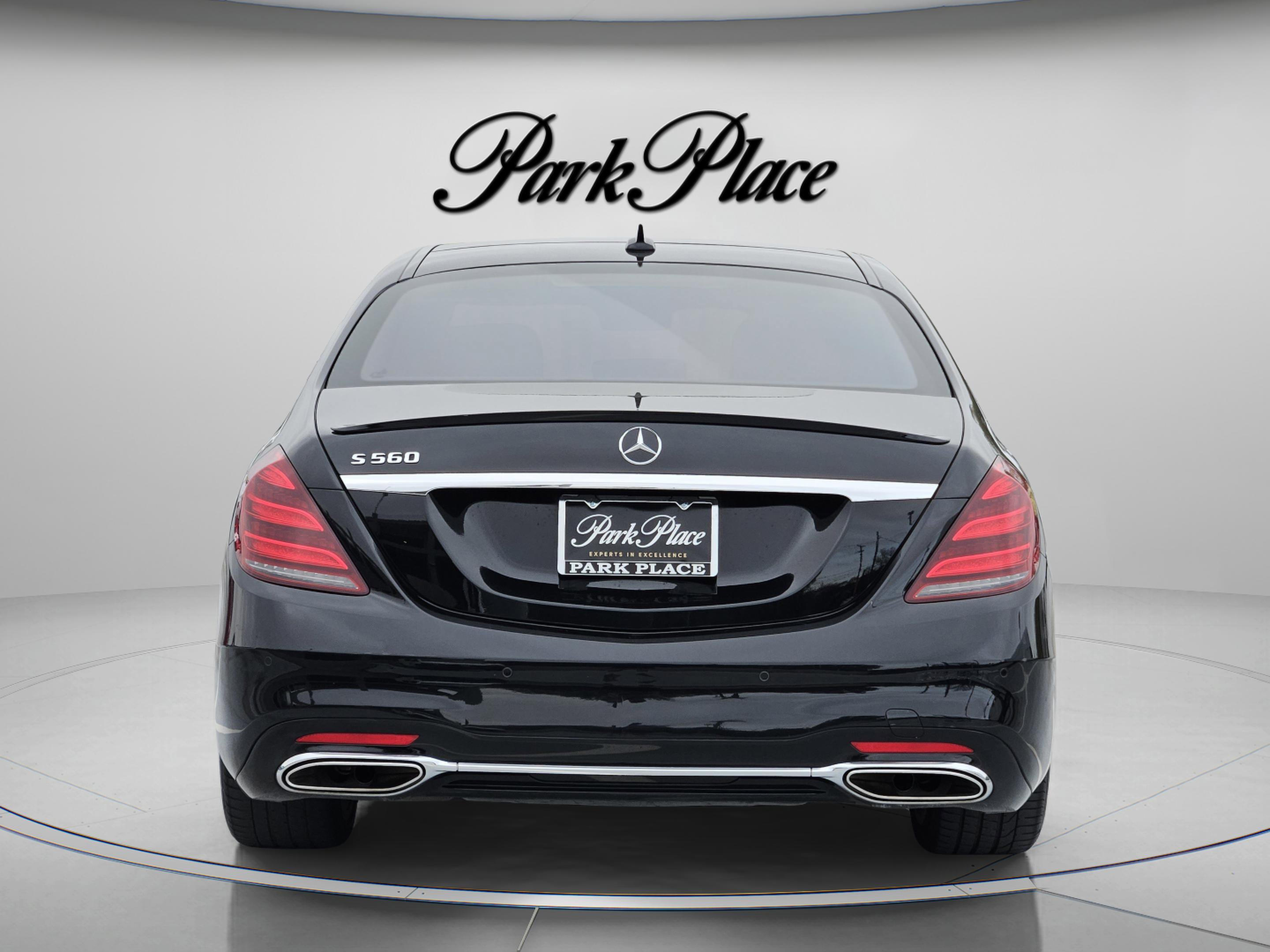 Used 2019 Mercedes-Benz S 560 Sedan image 4