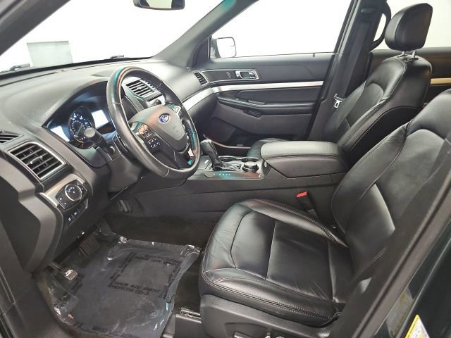 Used 2016 Ford Explorer XLT w/ Equipment Group 202A image 13