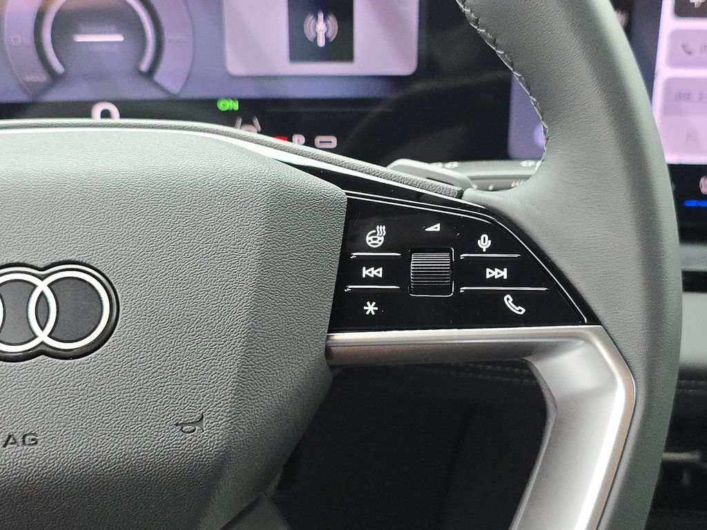 New 2027 Audi Q6 e-tron Premium Plus RWD image 21
