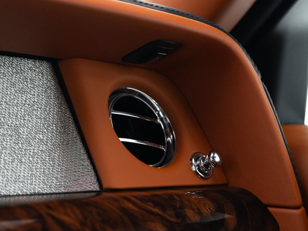 Certified 2023 Rolls-Royce Phantom Sedan RWD image 49