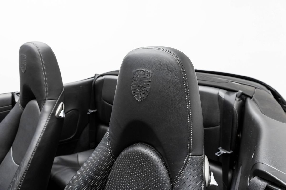Used 2012 Porsche 911 Carrera Black Edition RWD image 39