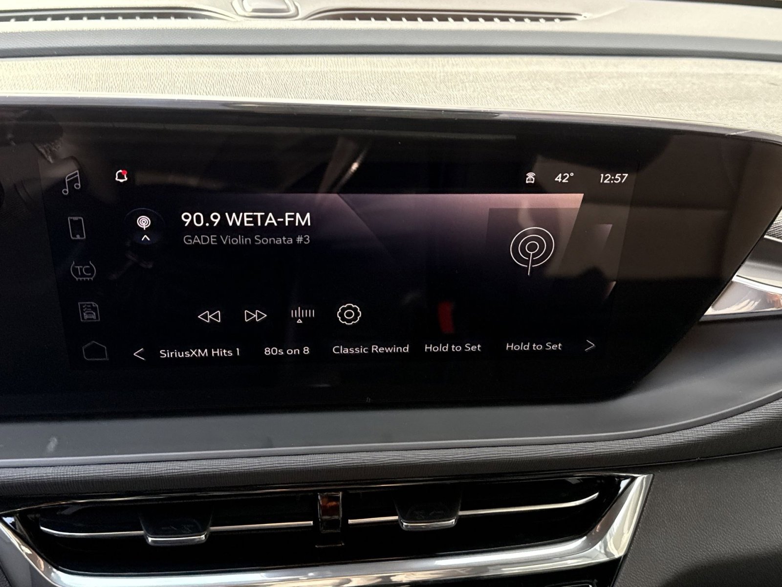 New 2026 Buick Envista Sport Touring w/ Convenience I Package image 18