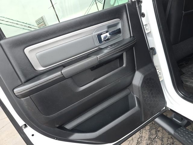 Used 2017 RAM 2500 Power Wagon w/ Leather & Luxury Group image 39