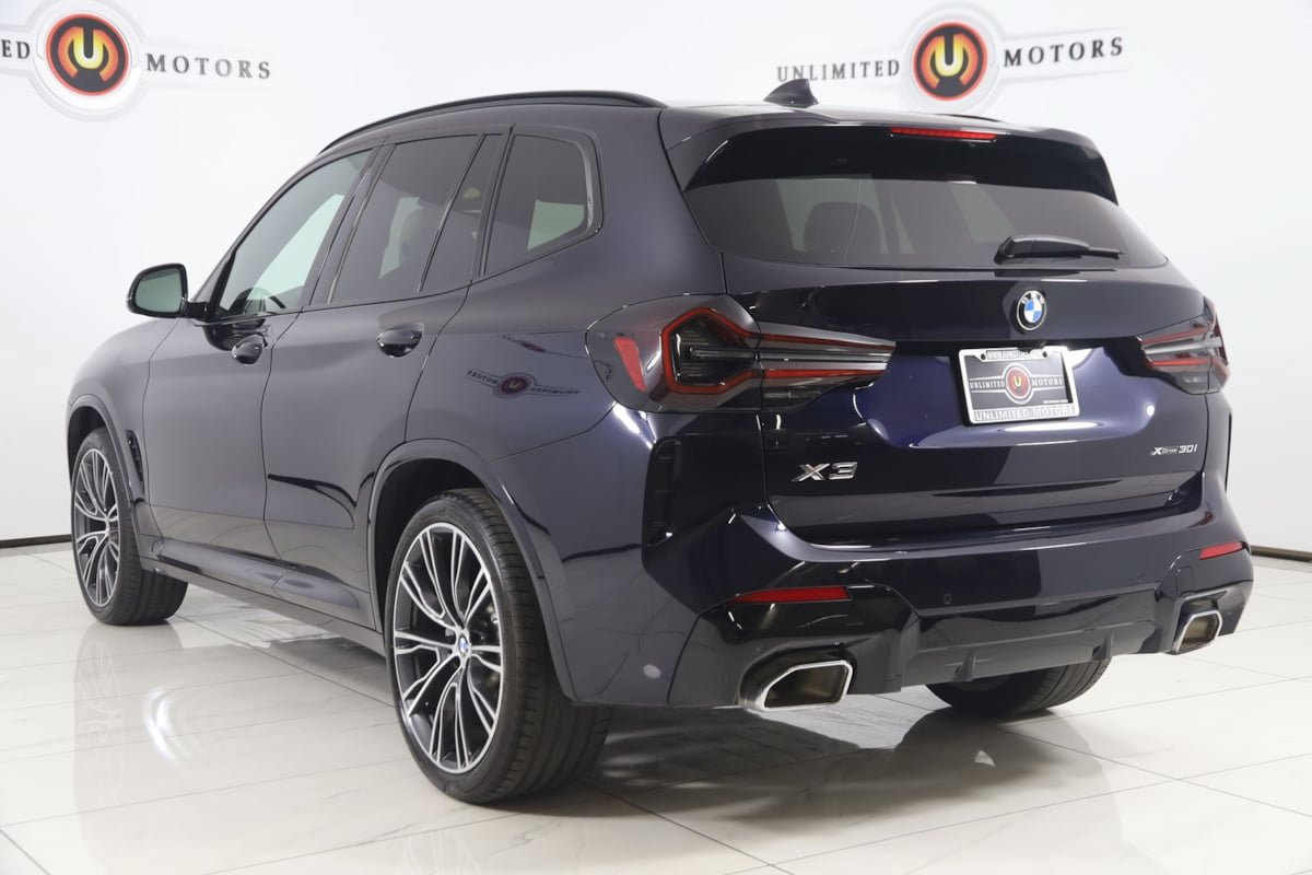 Used 2023 BMW X3 xDrive30i w/ M Sport Package AWD/4WD image 4