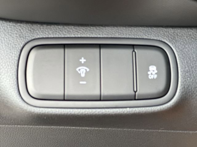 New 2026 Hyundai Venue SEL FWD image 24
