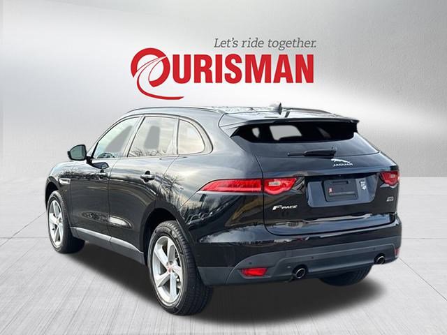 Used 2018 Jaguar F-PACE Premium image 4