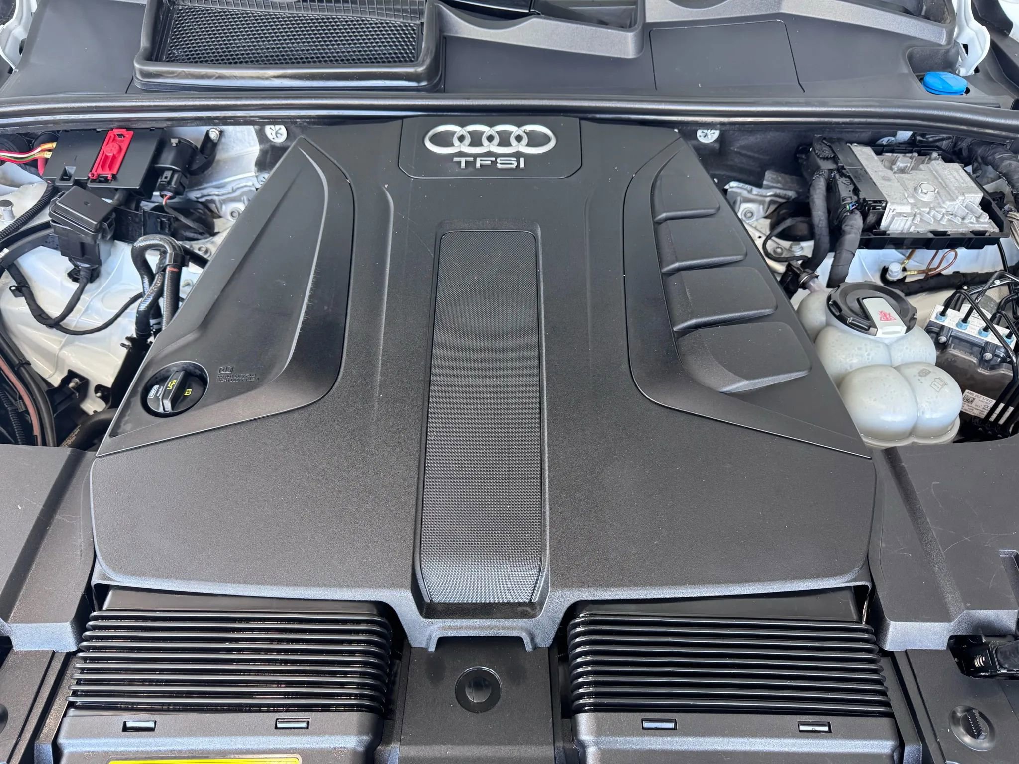 Used 2017 Audi Q7 2.0T Premium Plus w/ Premium Plus Package image 48