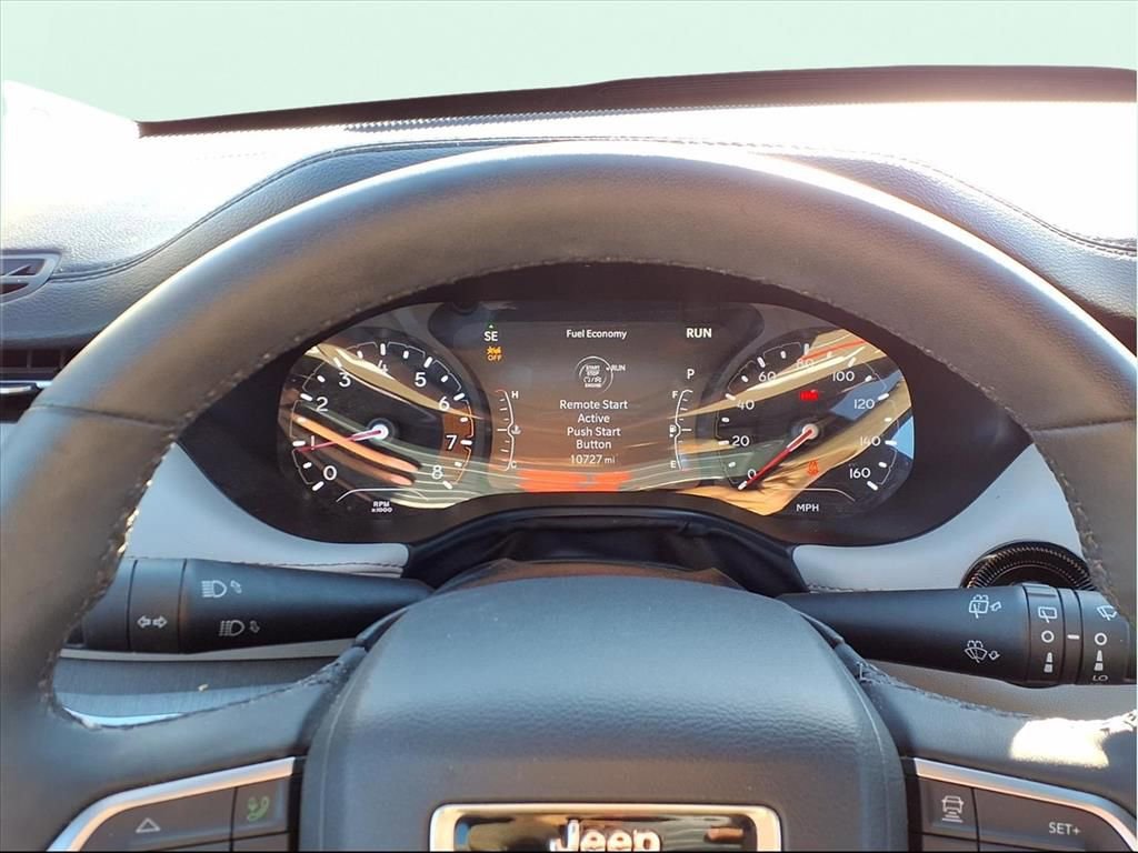 Used 2024 Jeep Compass Limited image 10