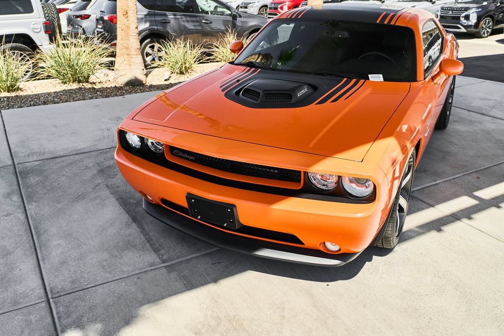 Used 2014 Dodge Challenger R/T RWD image 6