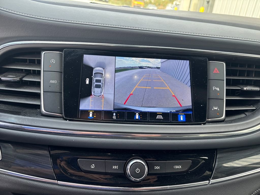 Used 2024 Buick Enclave Premium image 35