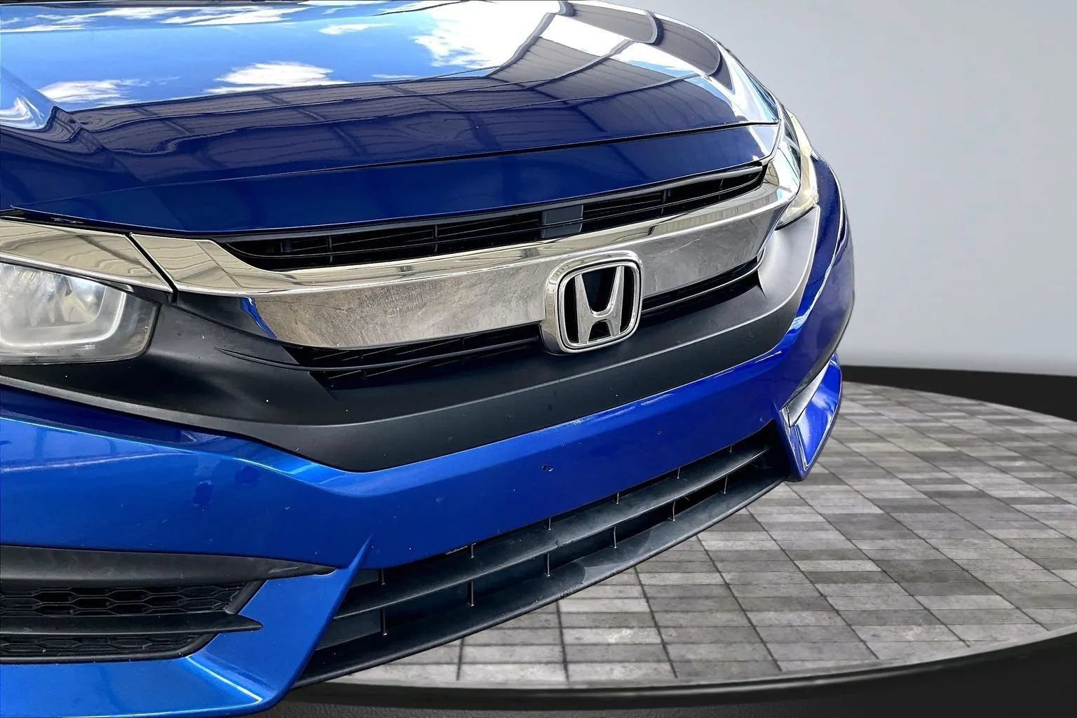 Used 2017 Honda Civic EX image 30