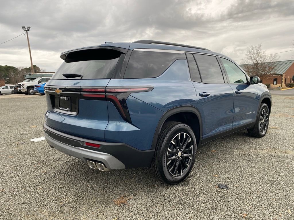 New 2026 Chevrolet Traverse LT w/ Sun and Wheel Package image 3