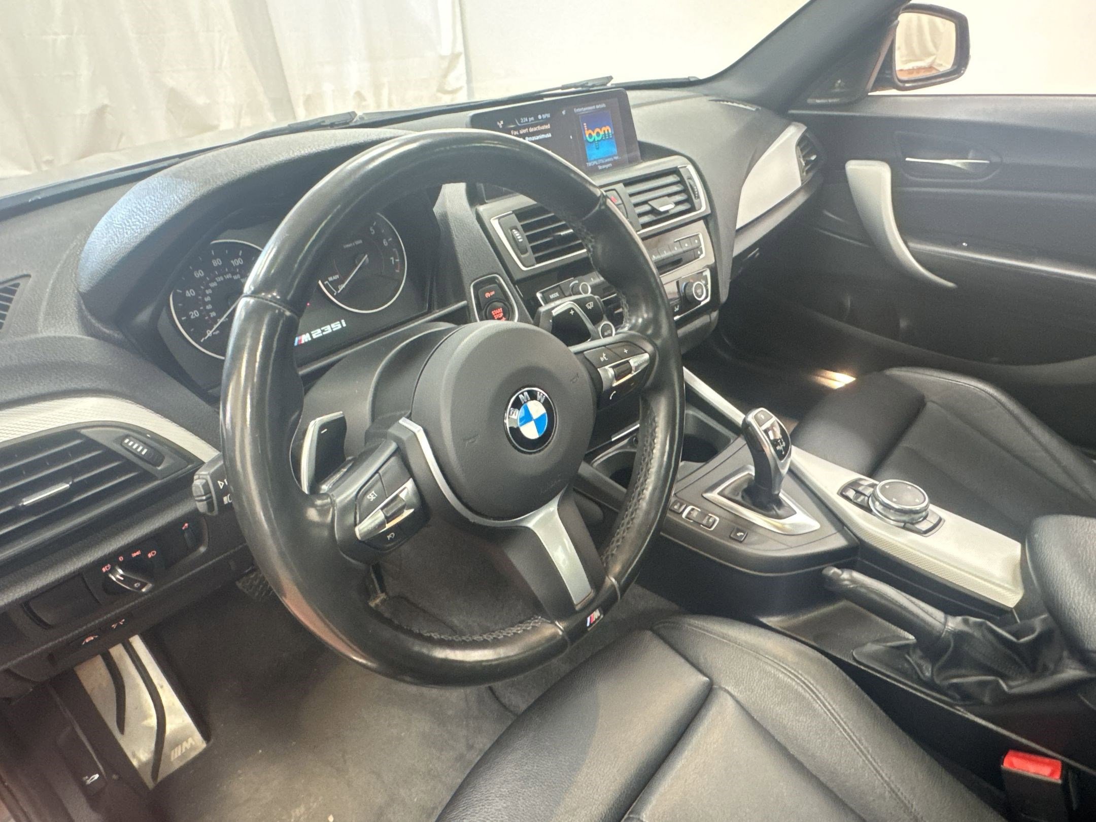 Used 2016 BMW M235i xDrive M235i xDrive image 4