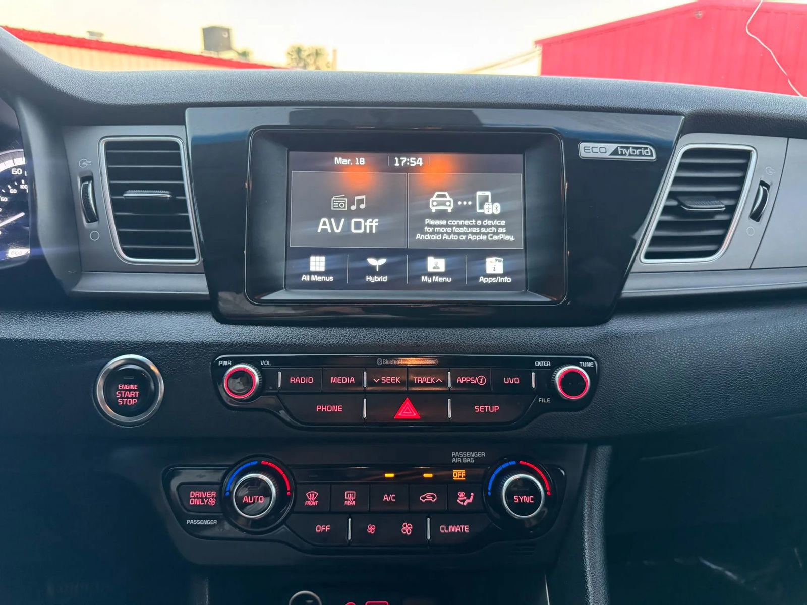 Used 2019 Kia Niro LX image 30