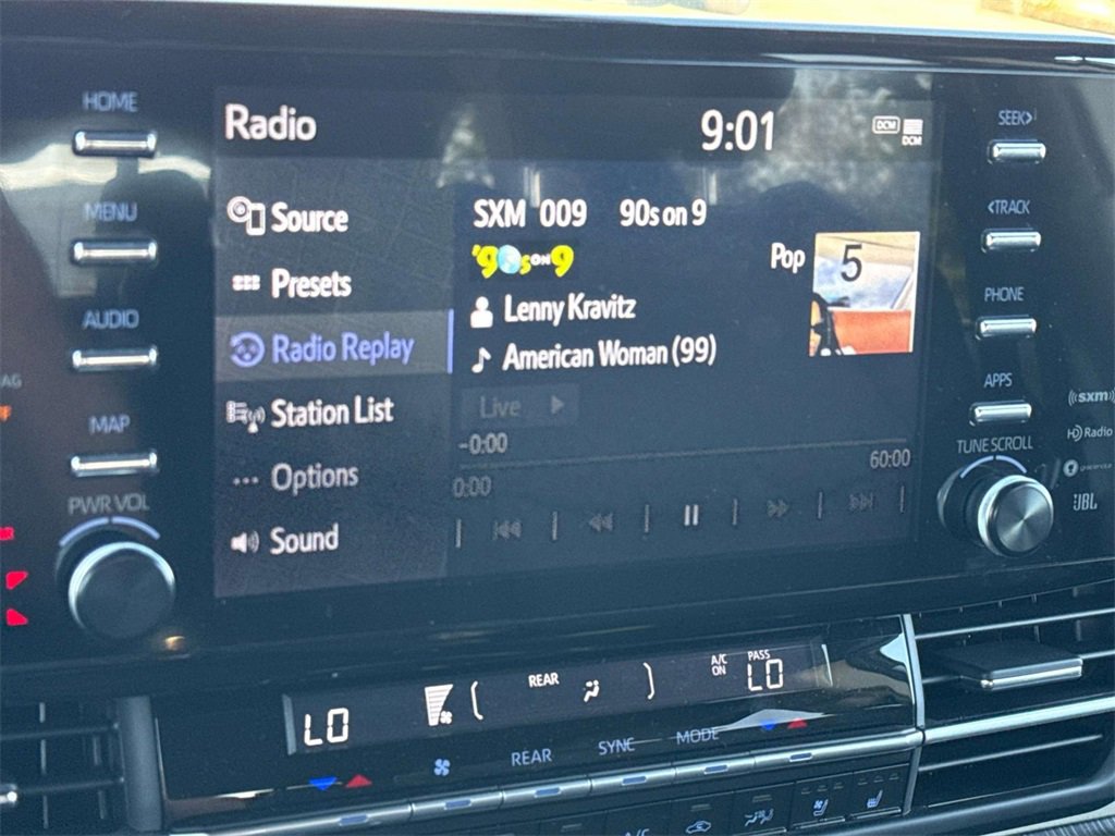 Certified 2023 Toyota Sienna Platinum image 15