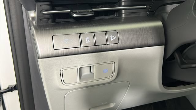 Certified 2024 Hyundai Kona SEL FWD image 19