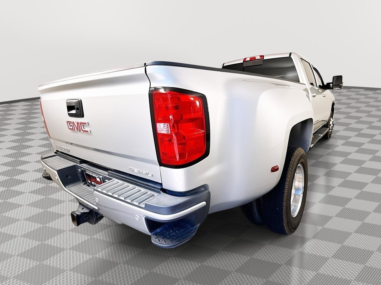 Used 2019 GMC Sierra 3500 Denali w/ Duramax Plus Package AWD/4WD image 24