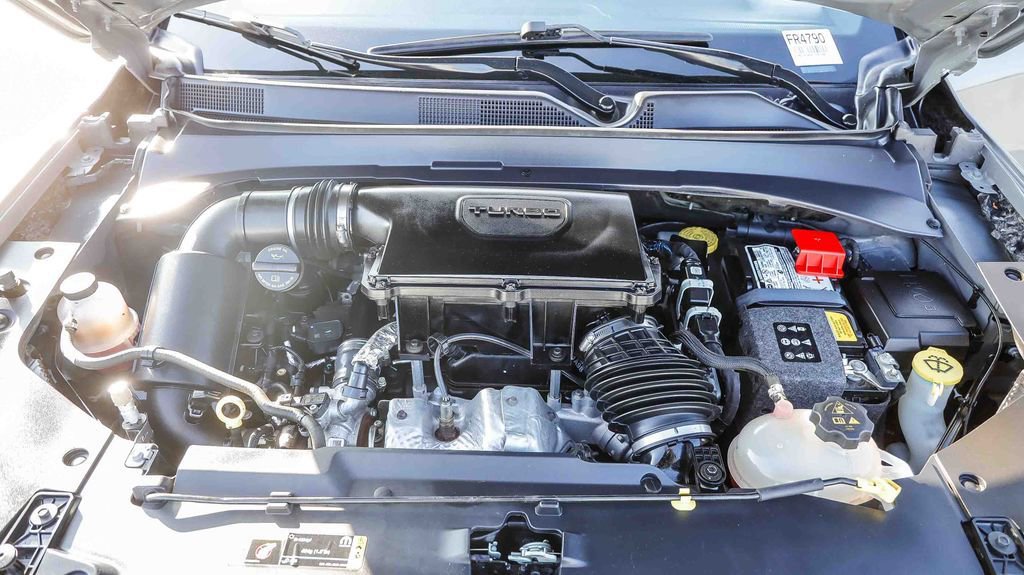 Used 2024 Jeep Compass Limited image 27