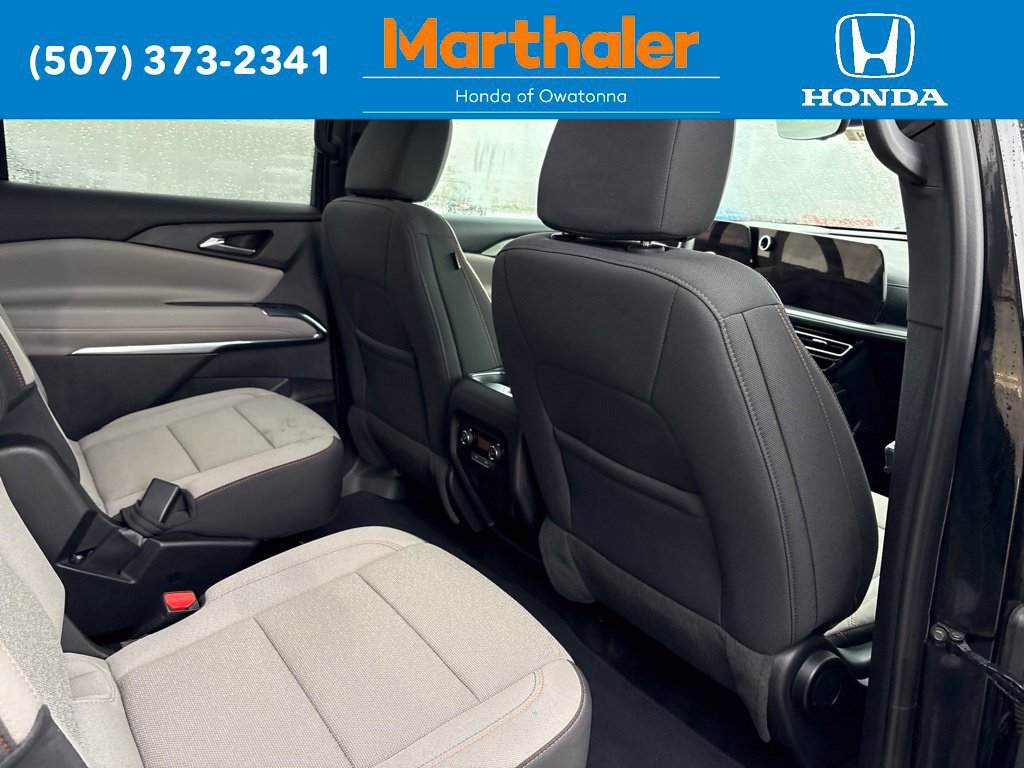 Used 2026 Chevrolet Traverse LT w/ Driver Confidence Package AWD/4WD image 19