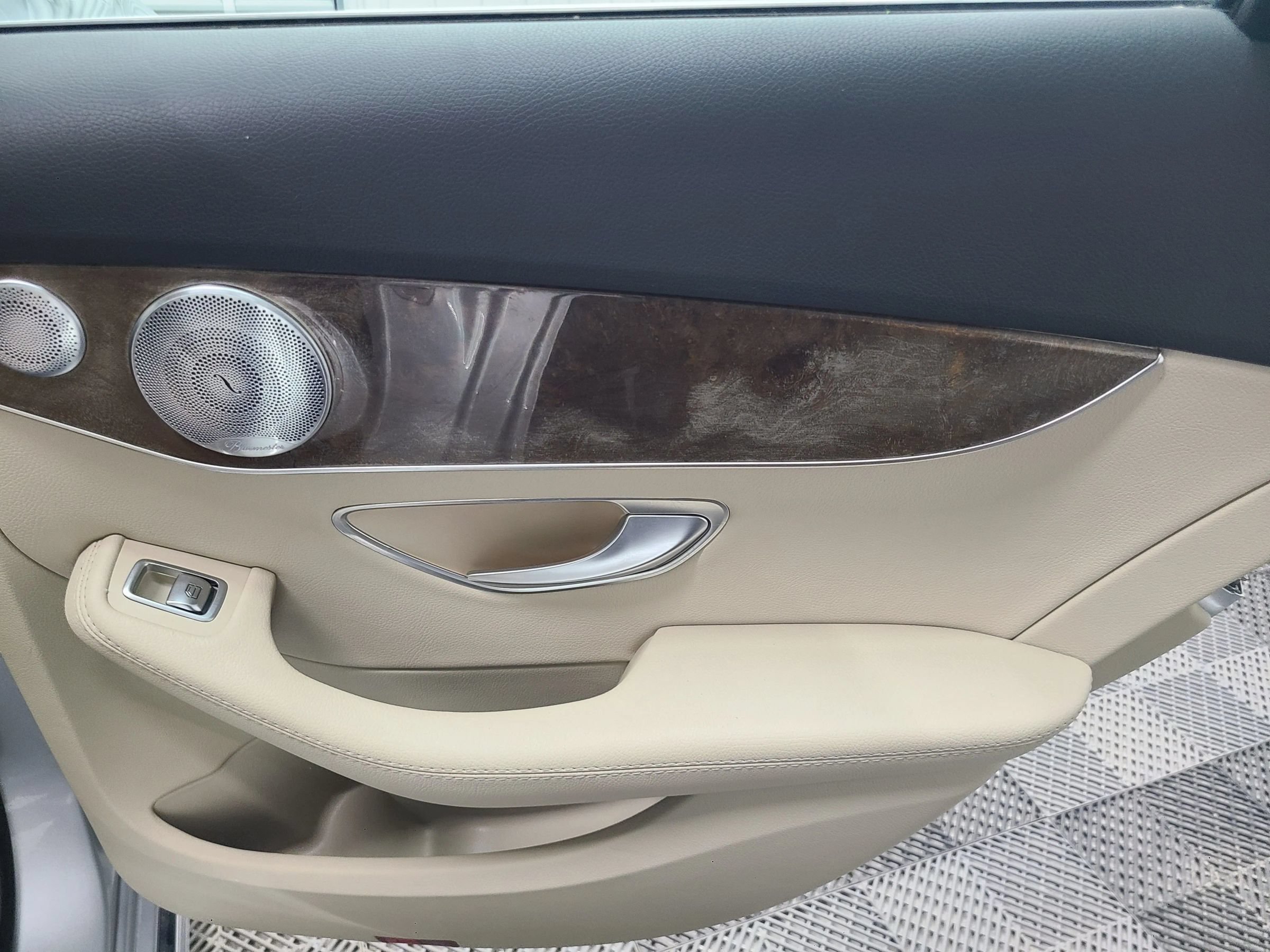 Used 2016 Mercedes-Benz C 300 4MATIC Sedan image 39