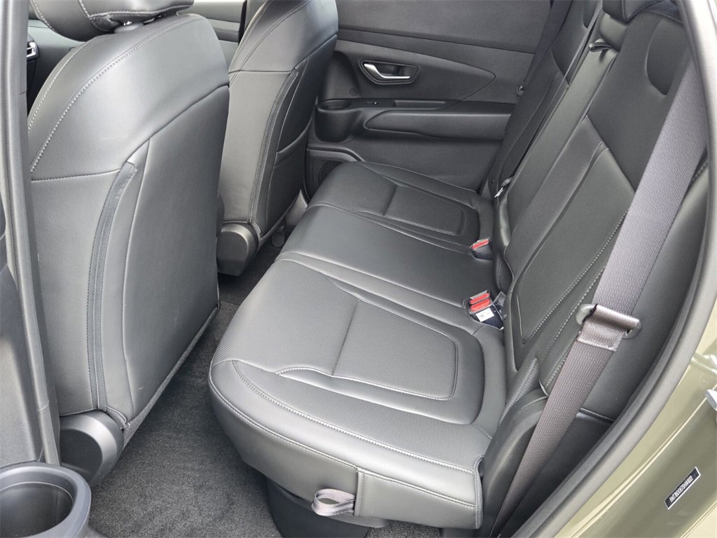 Used 2025 Hyundai Santa Cruz SEL image 12