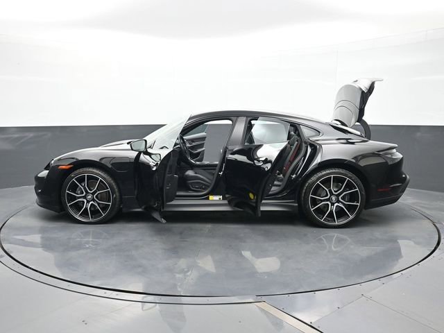 Certified 2023 Porsche Taycan image 30
