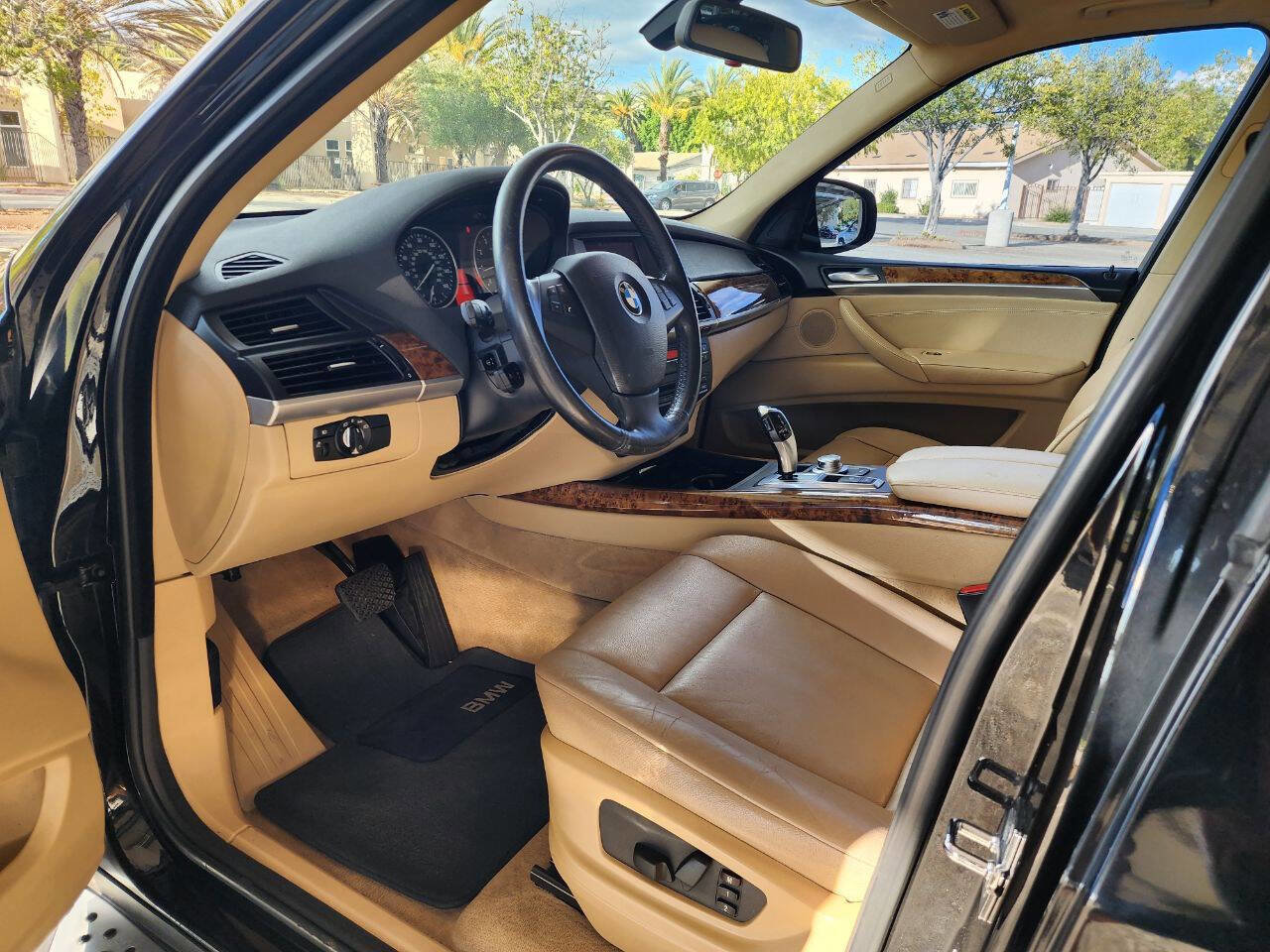 Used 2008 BMW X5 3.0si image 14