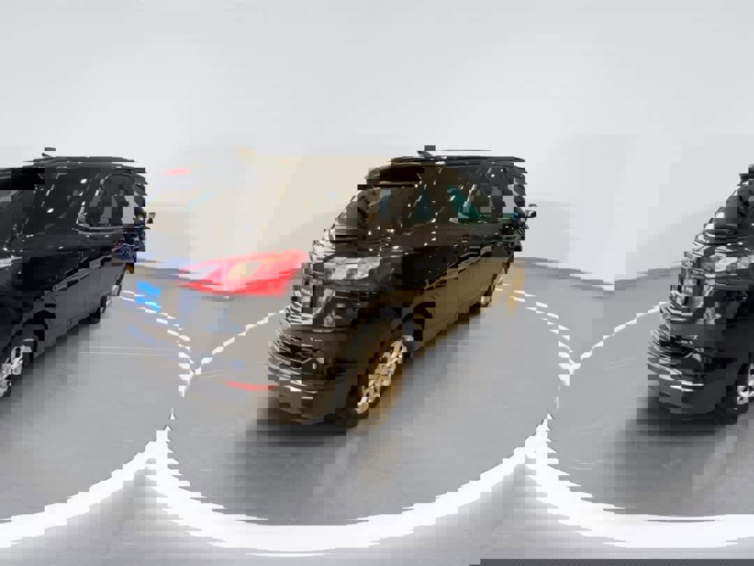 Used 2020 Chevrolet Equinox LT w/ Driver Convenience Package image 8